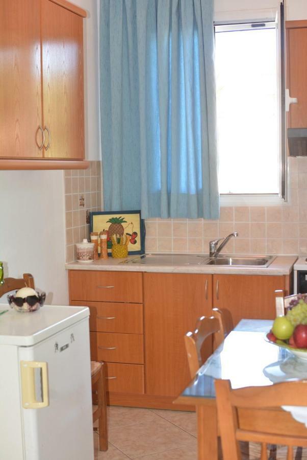 Reginas Studios Athéras Extérieur photo