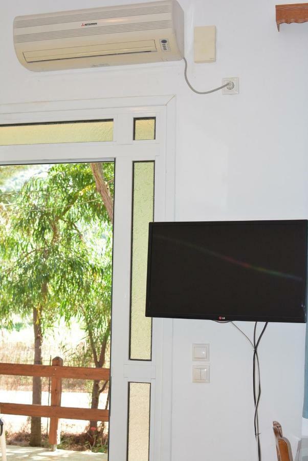 Reginas Studios Athéras Extérieur photo
