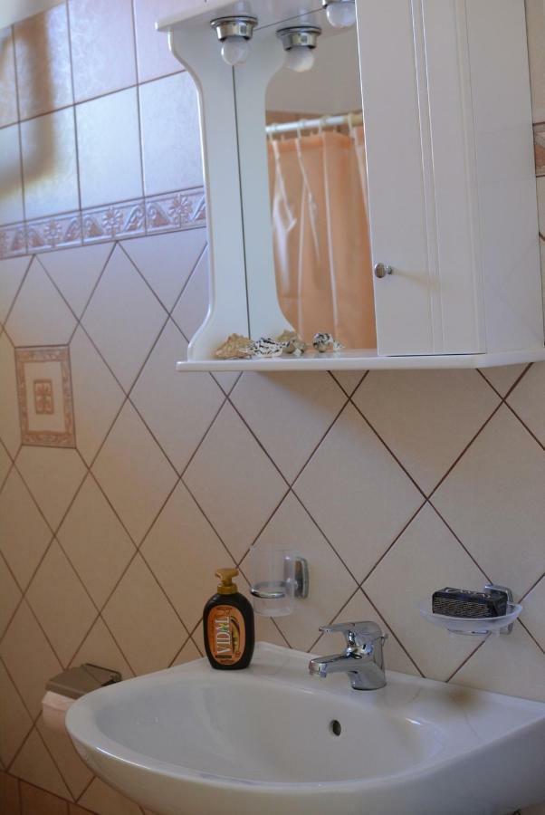 Reginas Studios Athéras Extérieur photo
